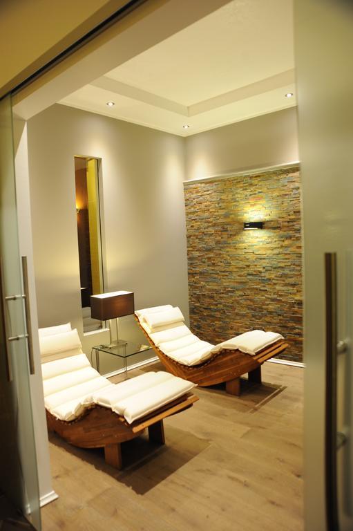 Hotel Rheinischer Hof Еркеленц Екстериор снимка